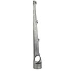 Detailansicht Aluminium gerader Stacheldrahtbügel für 3 Drähte, zur Montage auf Rundpfosten und Rohren, in Aluminium, Schwarz, Grün oder Grau erhältlich.