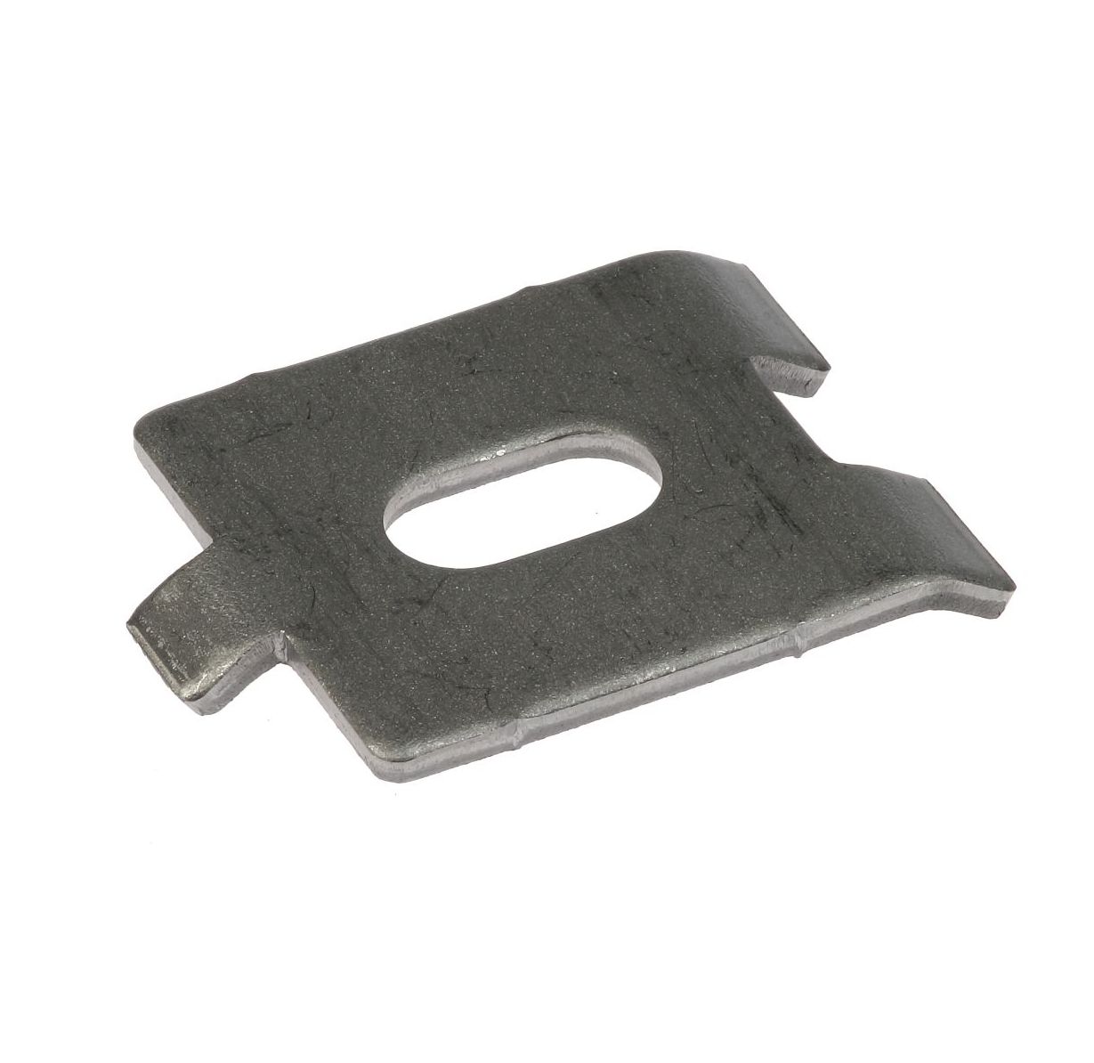 Ein flacher Eckverbinder aus Edelstahl mit mittigem Langloch zur stabilen Befestigung von Doppelstabmatten an Zaunpfosten oder Ecken.