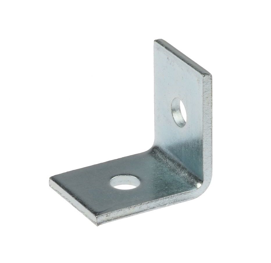 Ein silberner L-förmiger Metallwinkel mit einem 90-Grad-Winkel und zwei vorgebohrten Löchern zur stabilen Befestigung von Bauteilen.